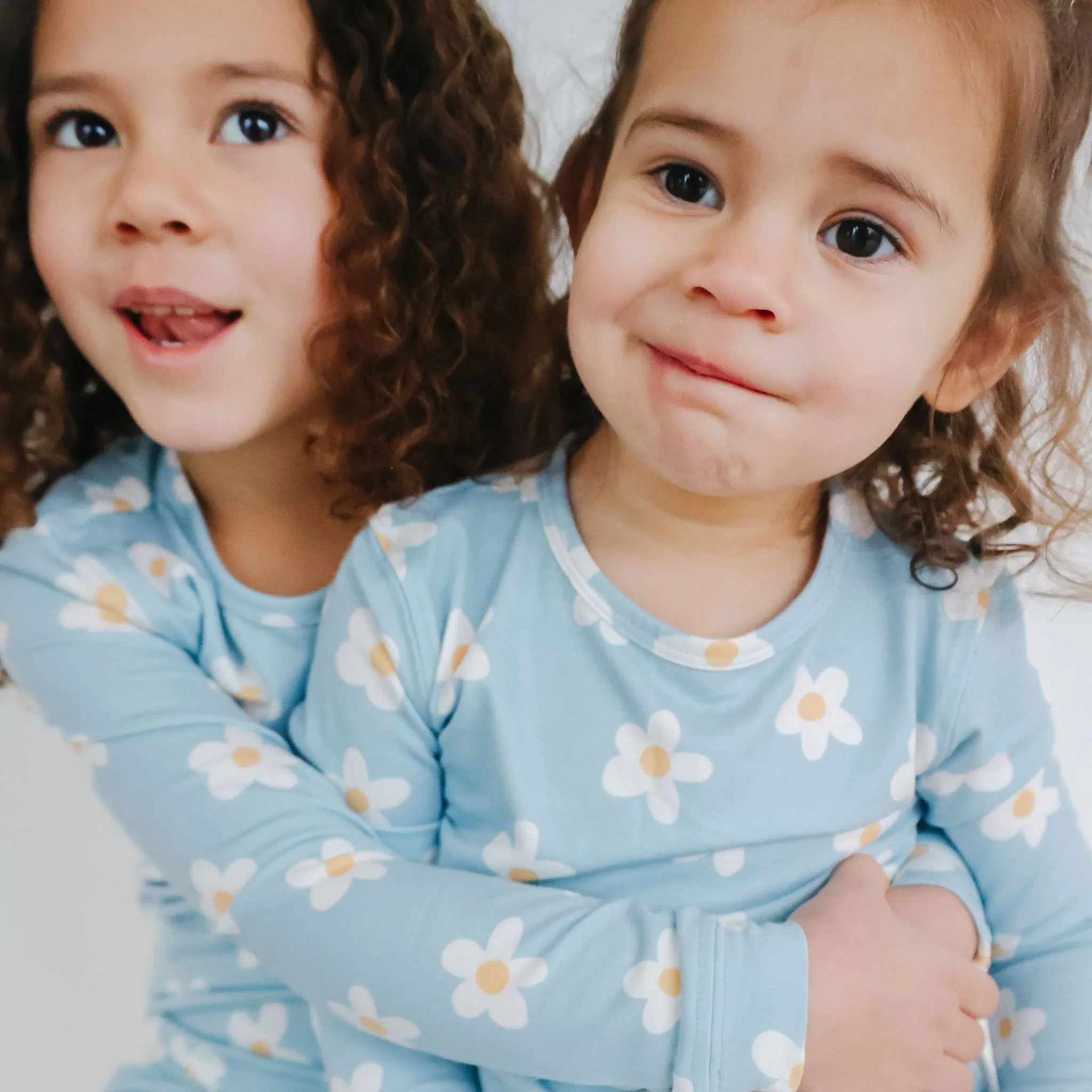 2pc Long Sleeve Pajama Set - Della