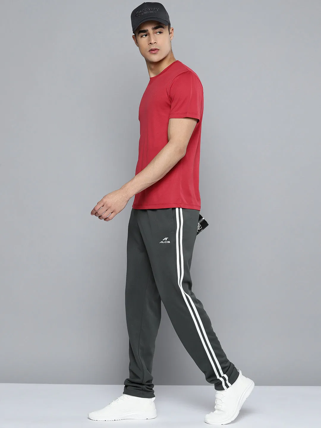 Alcis Men Grey Solid Track Pants