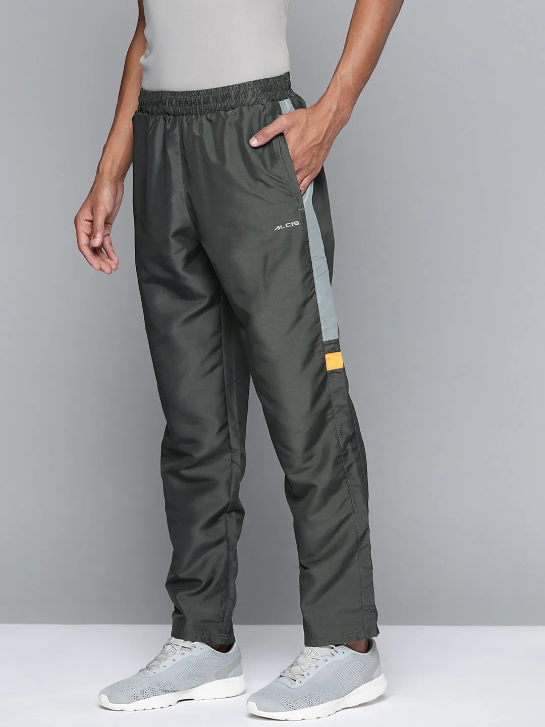Alcis Men Grey Solid Track Pants