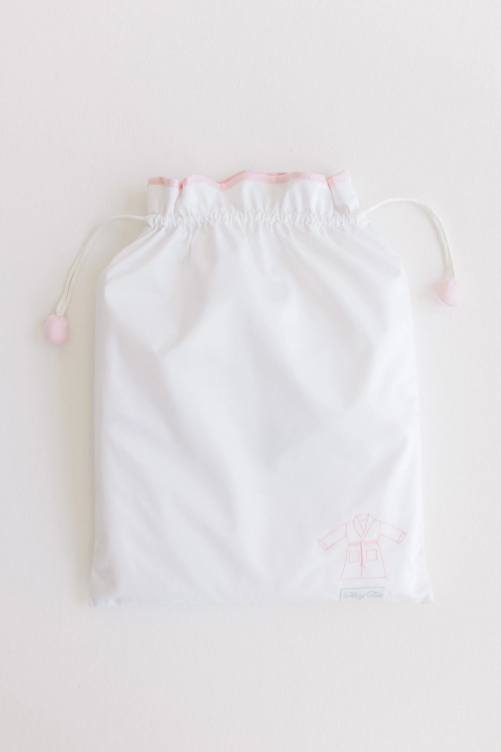 Bathrobe, White with Pink Scalloped Trim