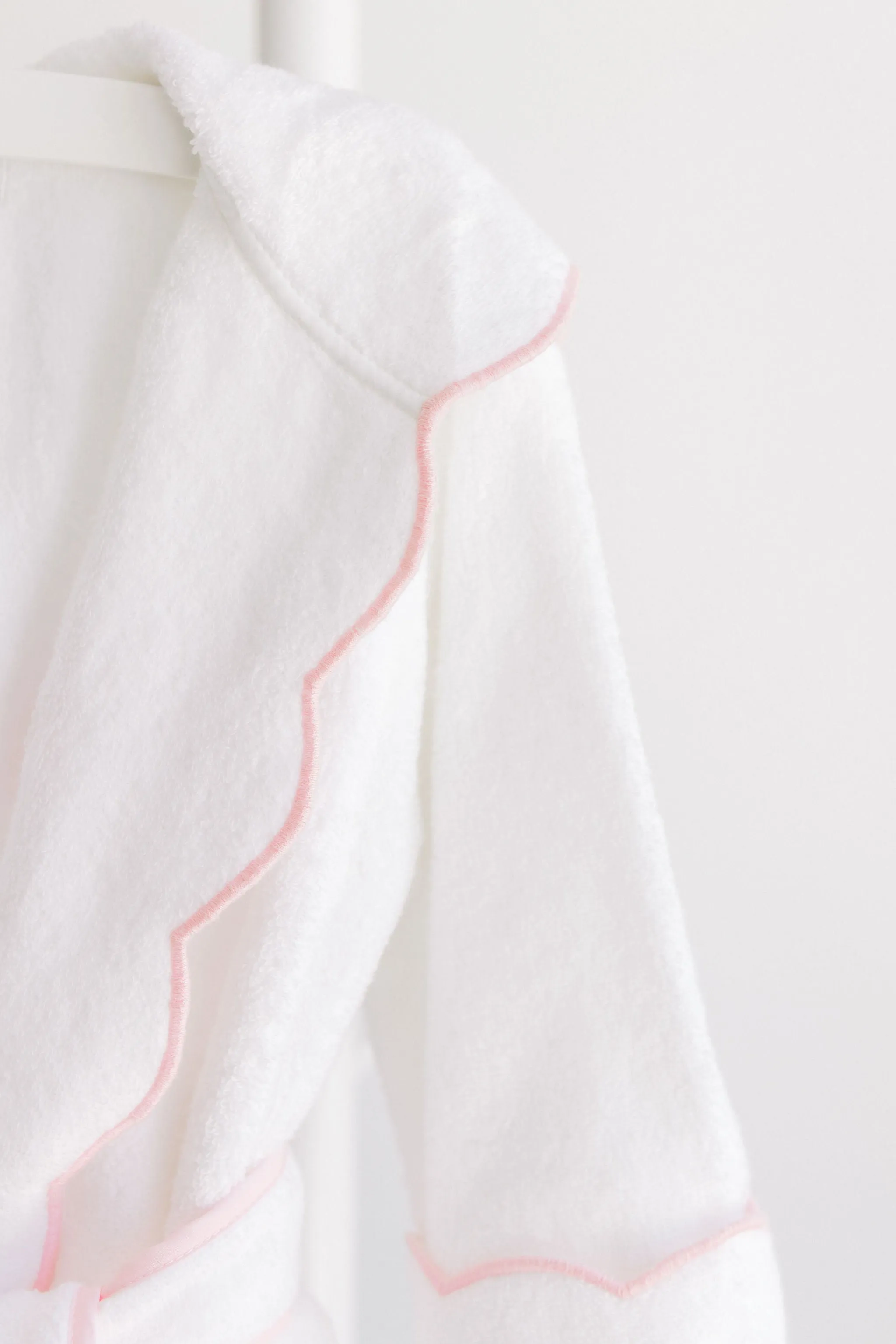 Bathrobe, White with Pink Scalloped Trim