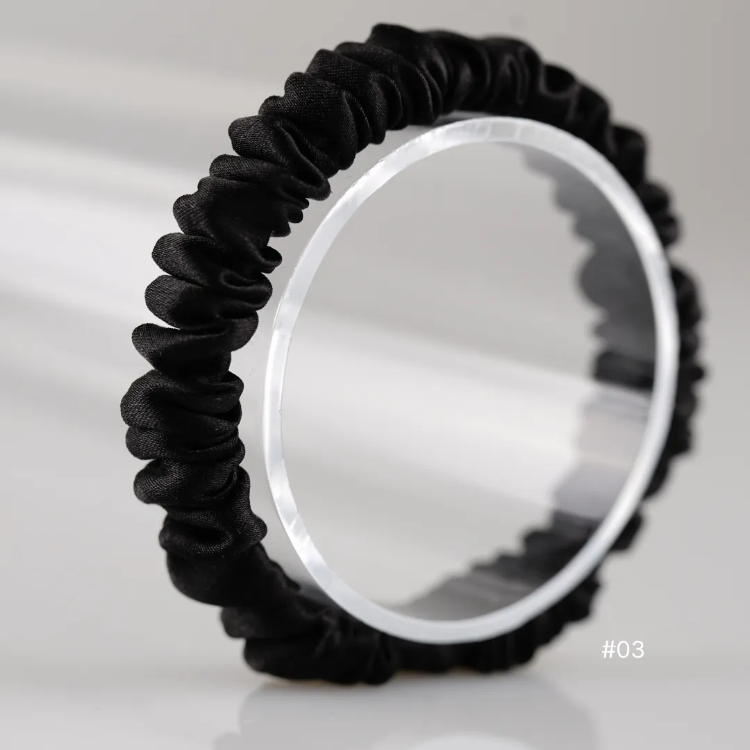Black silk scrunchies mini - In Stock