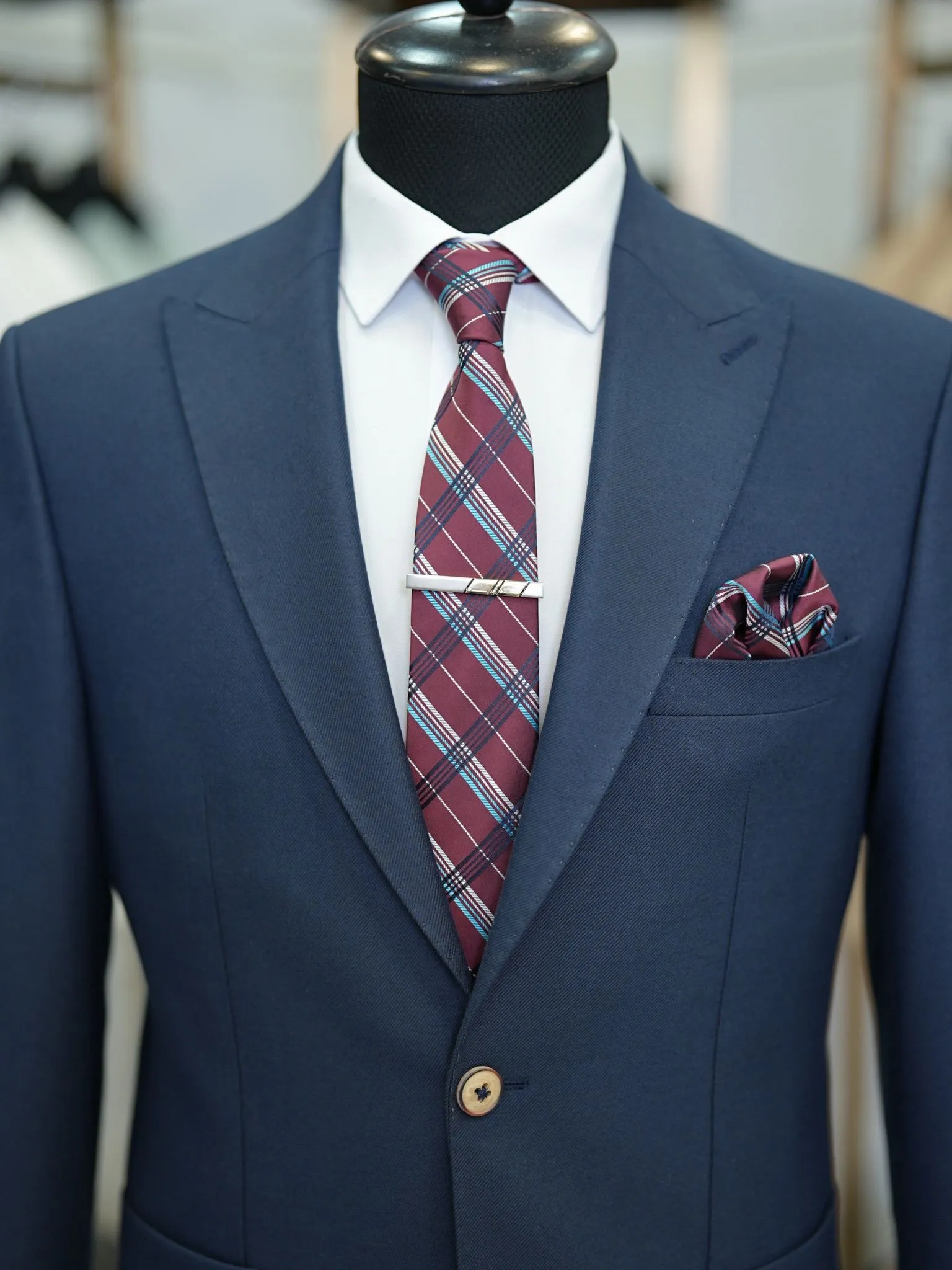 Brabion Vicenza Navy Blue Slim Fit Suit - The Perfect Choice for Any Occasion