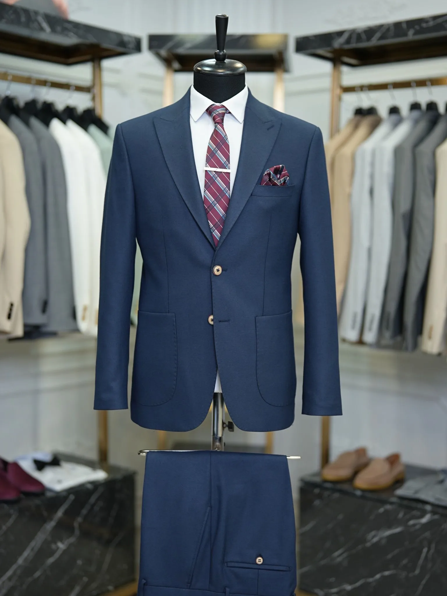 Brabion Vicenza Navy Blue Slim Fit Suit - The Perfect Choice for Any Occasion