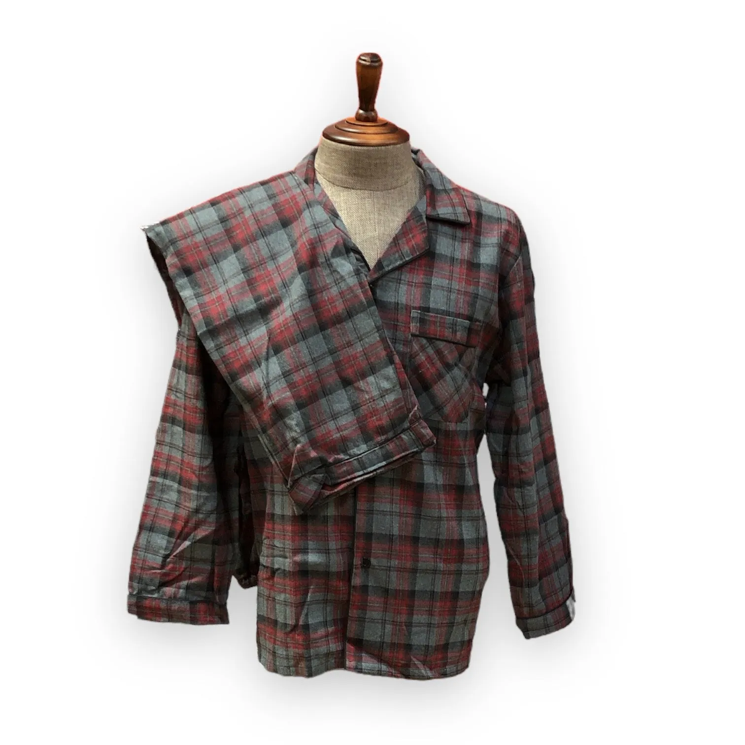 BULK BUY - Men's Two Piece Flannel Pajama Set with Matching Bottoms (8-Pack)