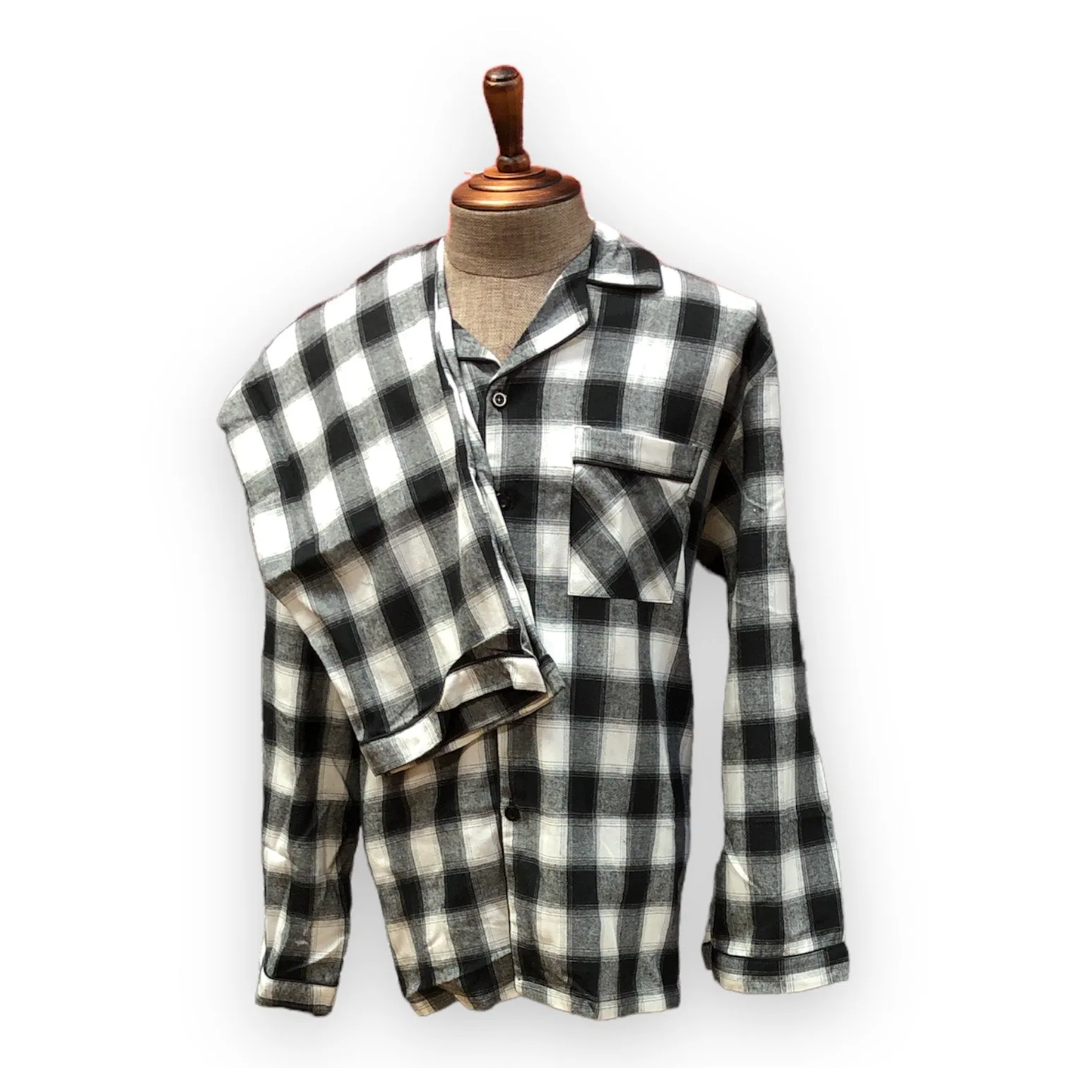 BULK BUY - Men's Two Piece Flannel Pajama Set with Matching Bottoms (8-Pack)