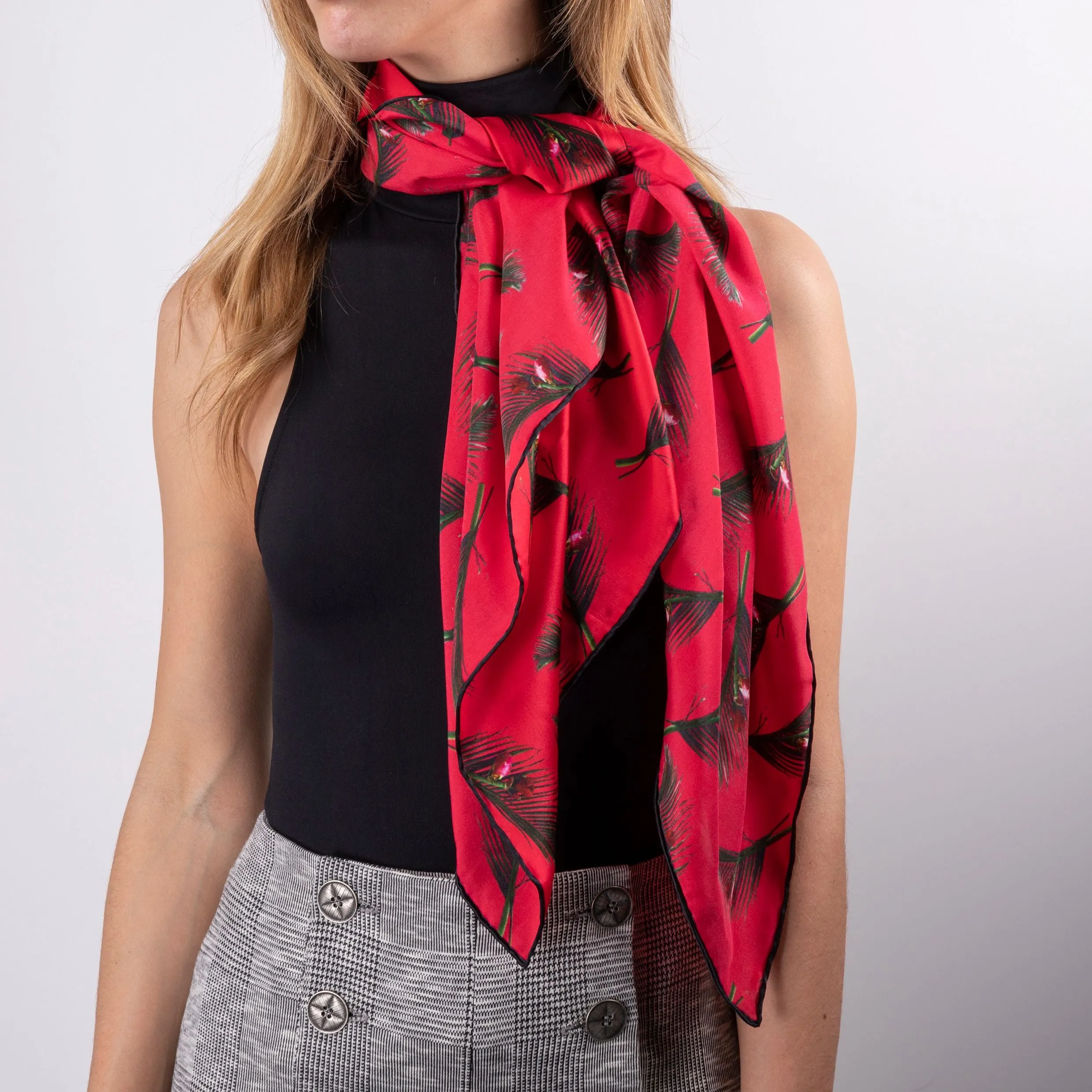 Cacharel CPLK836-Set Victoire (silk scarf & small dressing-case)