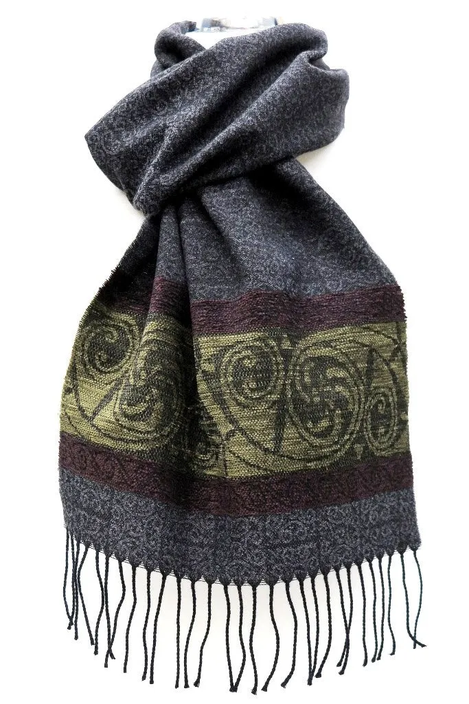 Celtic Circle Craggy Jacquard Scarf