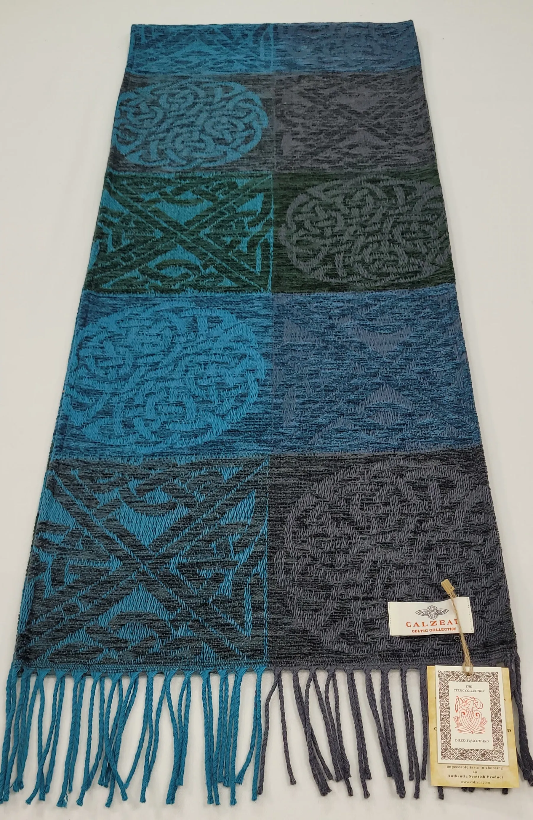 Celtic Knot Skye Scarf