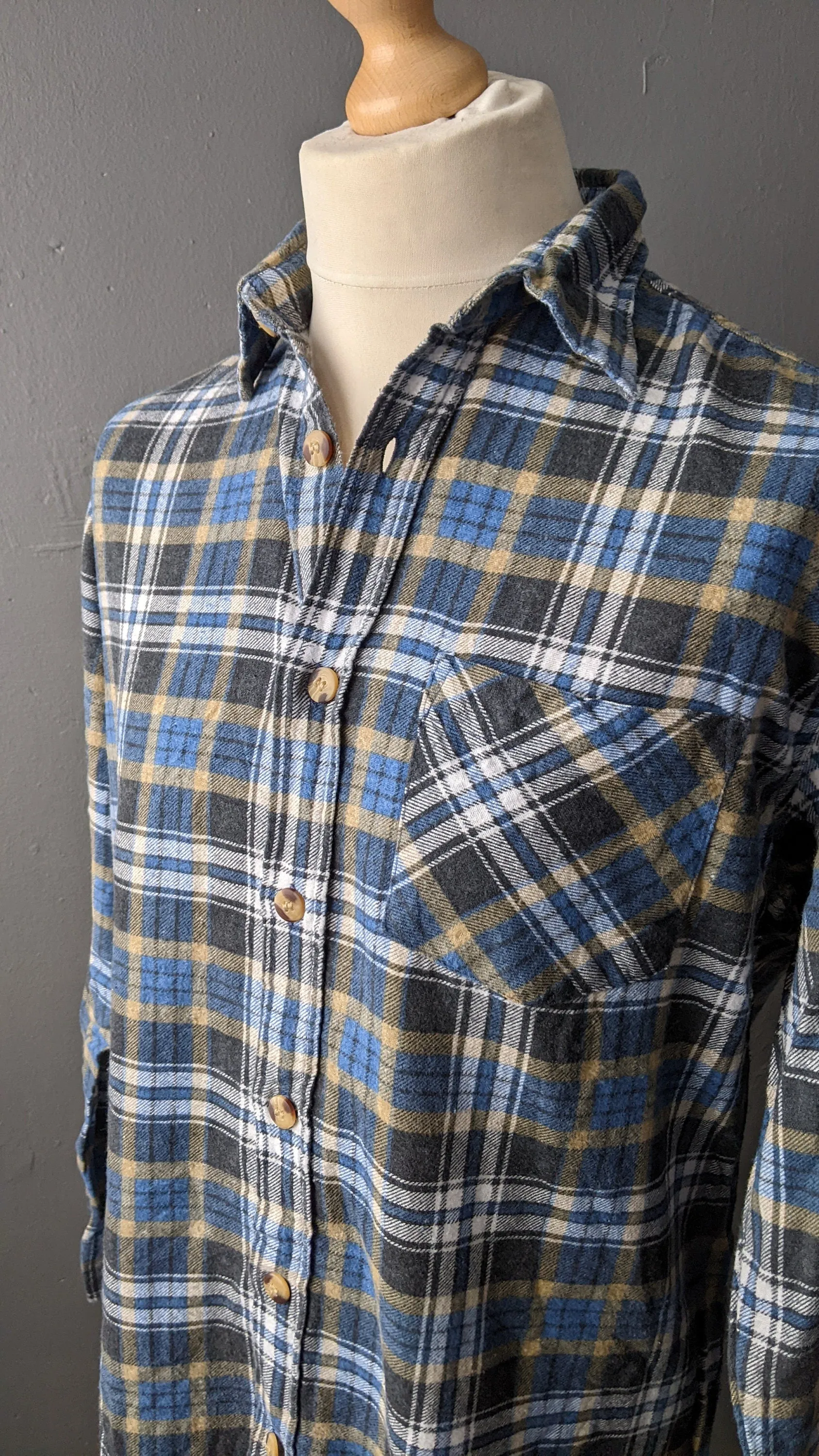 Cotton Flannel Long Shirt, 90s Vintage Mens Nightshirt, Size Medium
