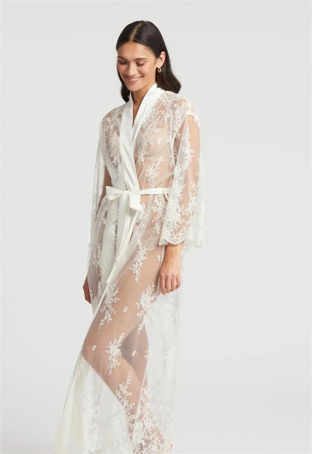 Darling Robe In Ivory - Rya