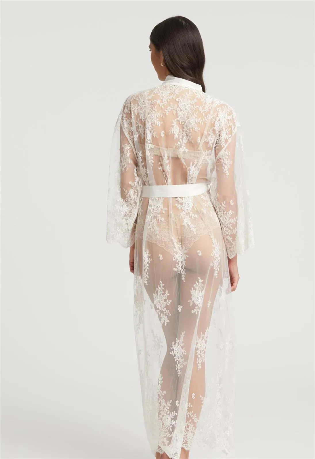 Darling Robe In Ivory - Rya