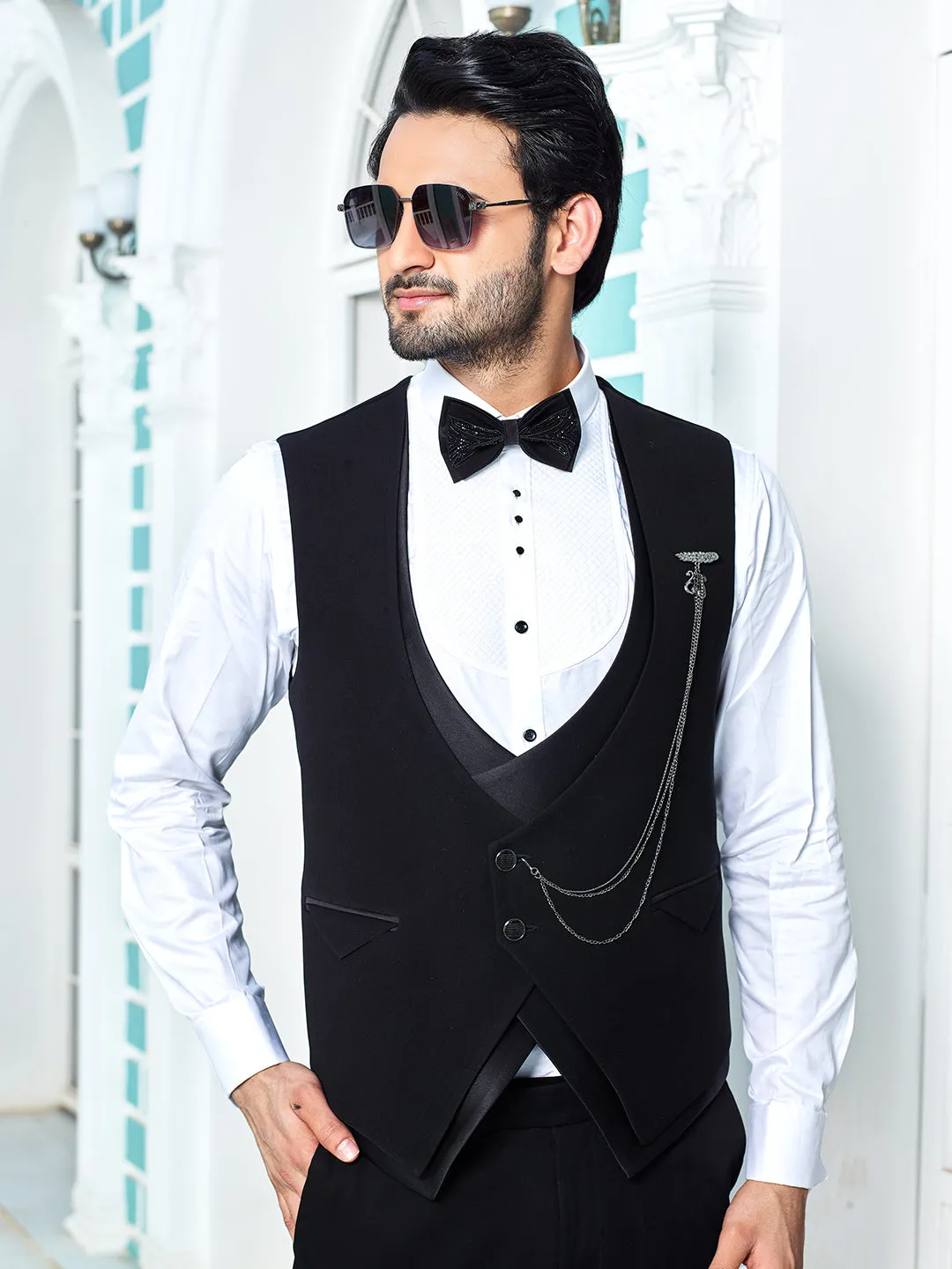 Decent Abstract Printed Suit for Men in Black