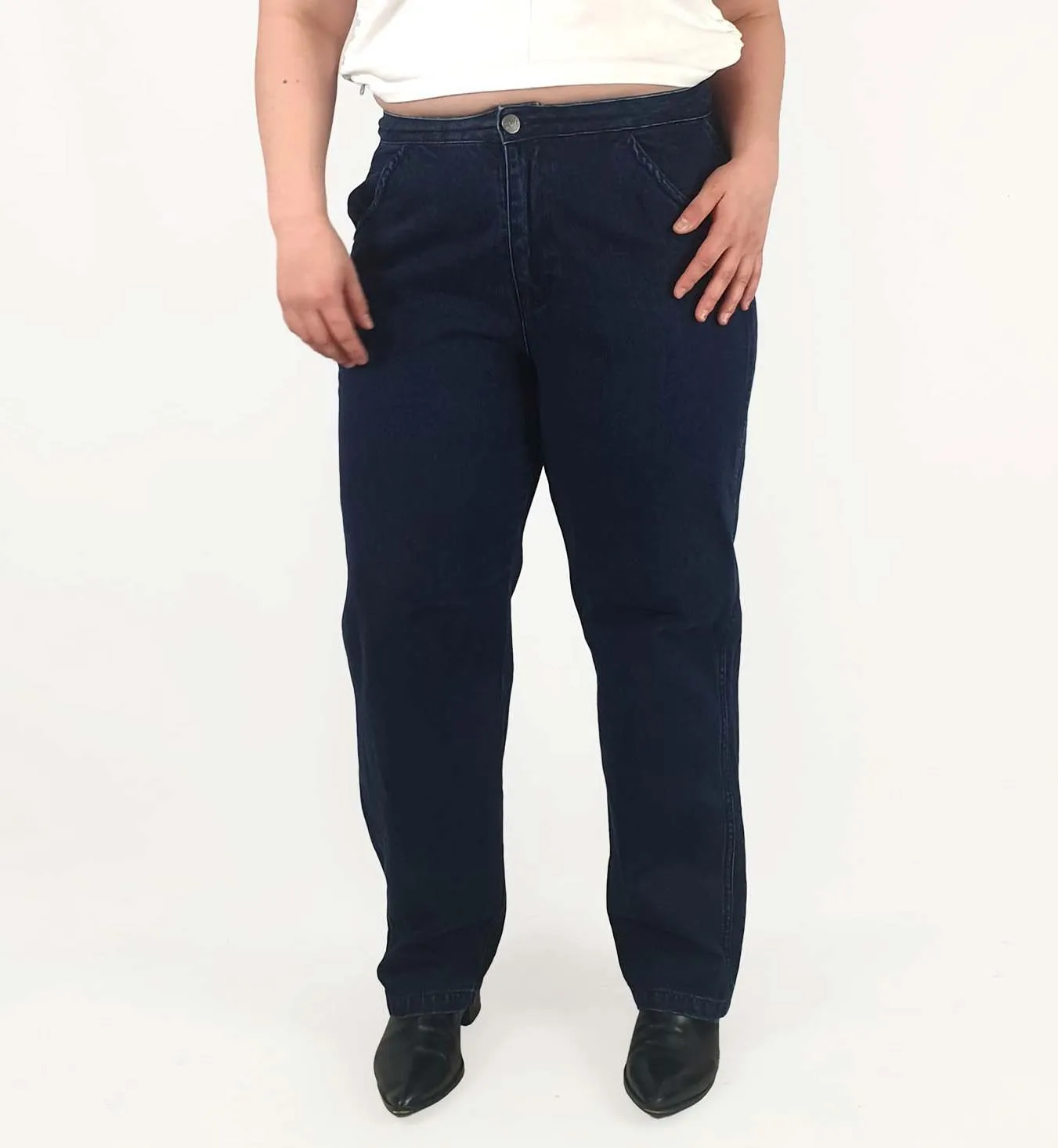 Elk dark denim straight leg pants size 34 (best fits 14-16)