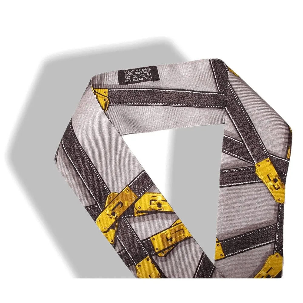 Hermes 2010 Etoupe Gold Tres Kelly Twill Silk Twilly