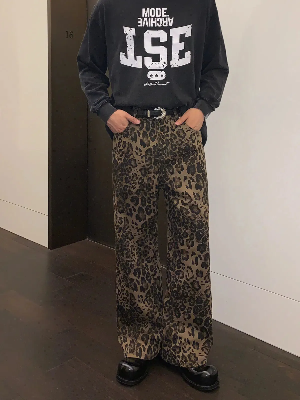 Leopard Print Straight-leg Jeans