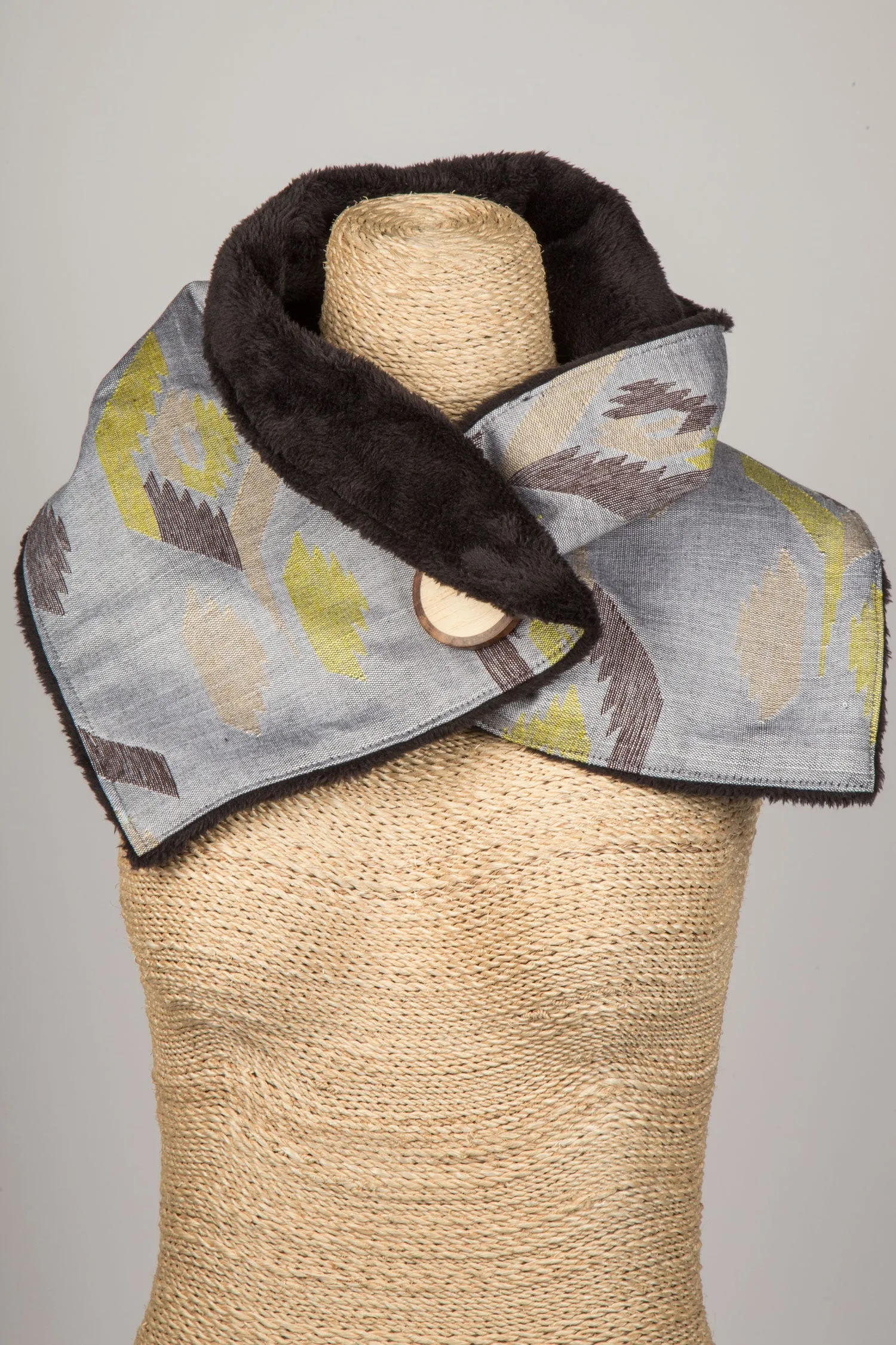 Misty Mountain Button Cowl
