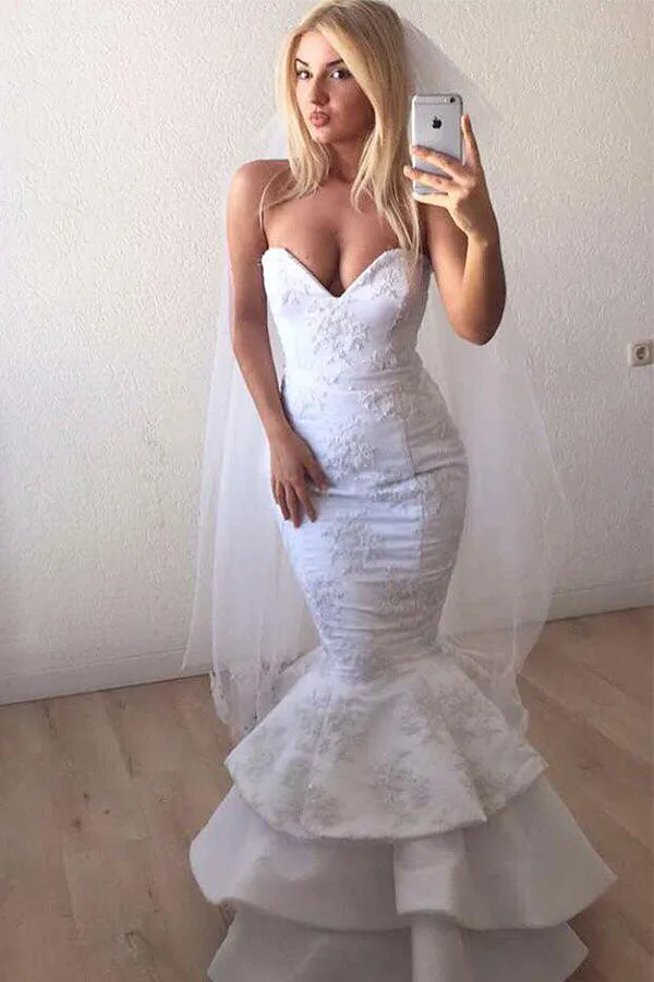 Modern Sweetheart White Lace Appliques Mermaid Ruffless Long Wedding Dress