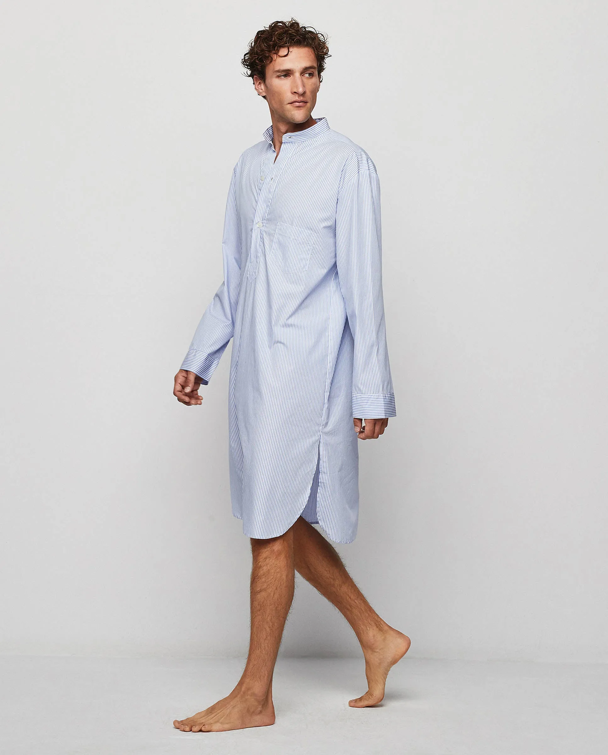 Nightshirt de rayas blancas y azules