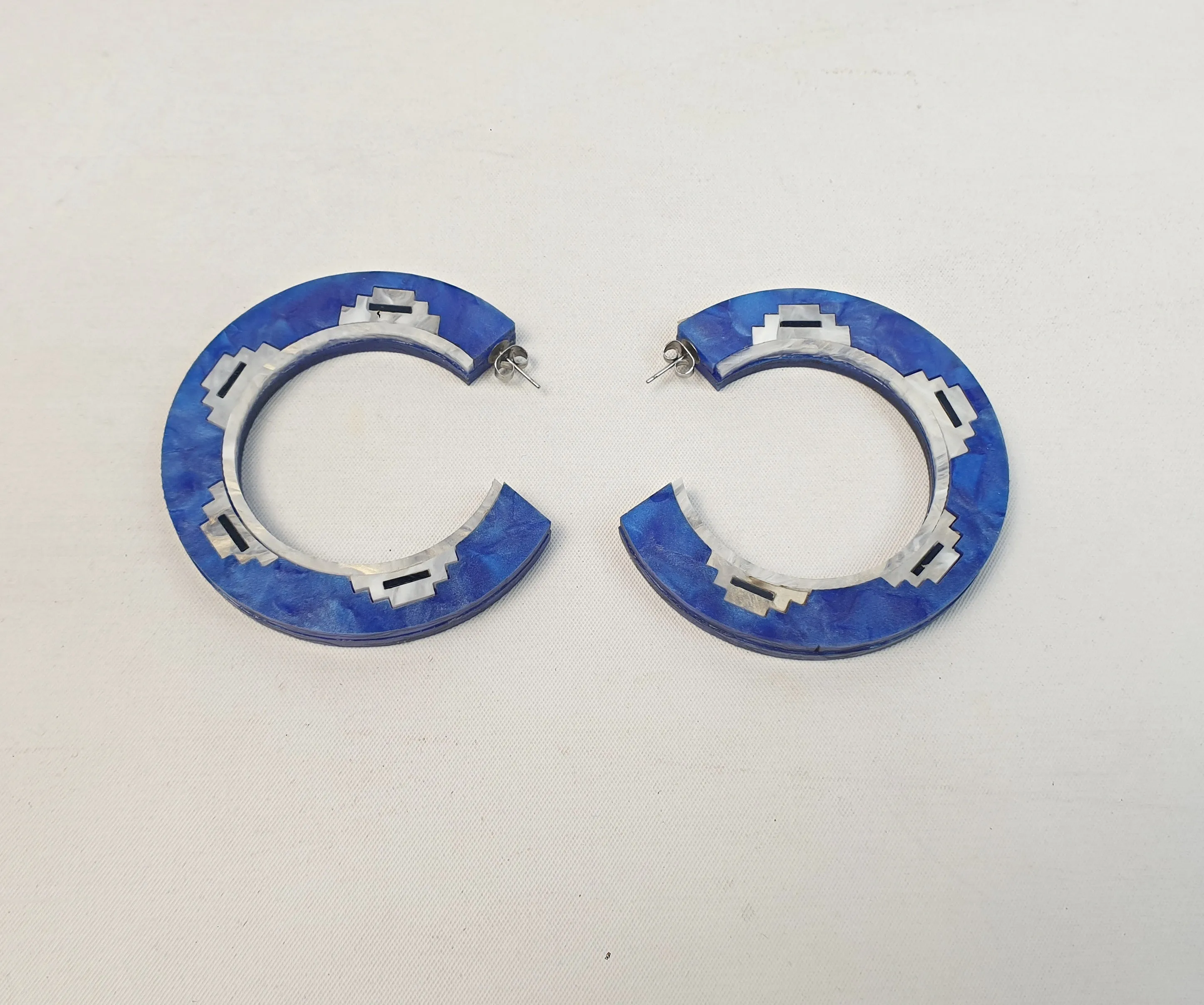Ovazania large blue hoops with cute design