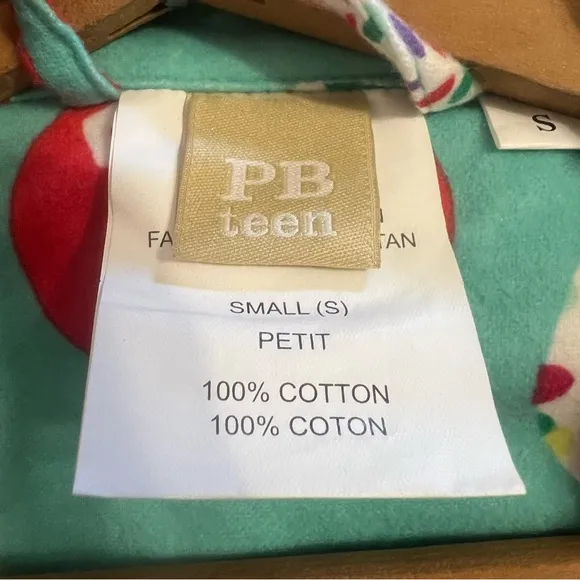 Pottery Barn Teen Pajama Set Size Small 2 piece Flannel Cotton Love Peace Heart