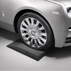 Rolls-Royce Tire Cradles