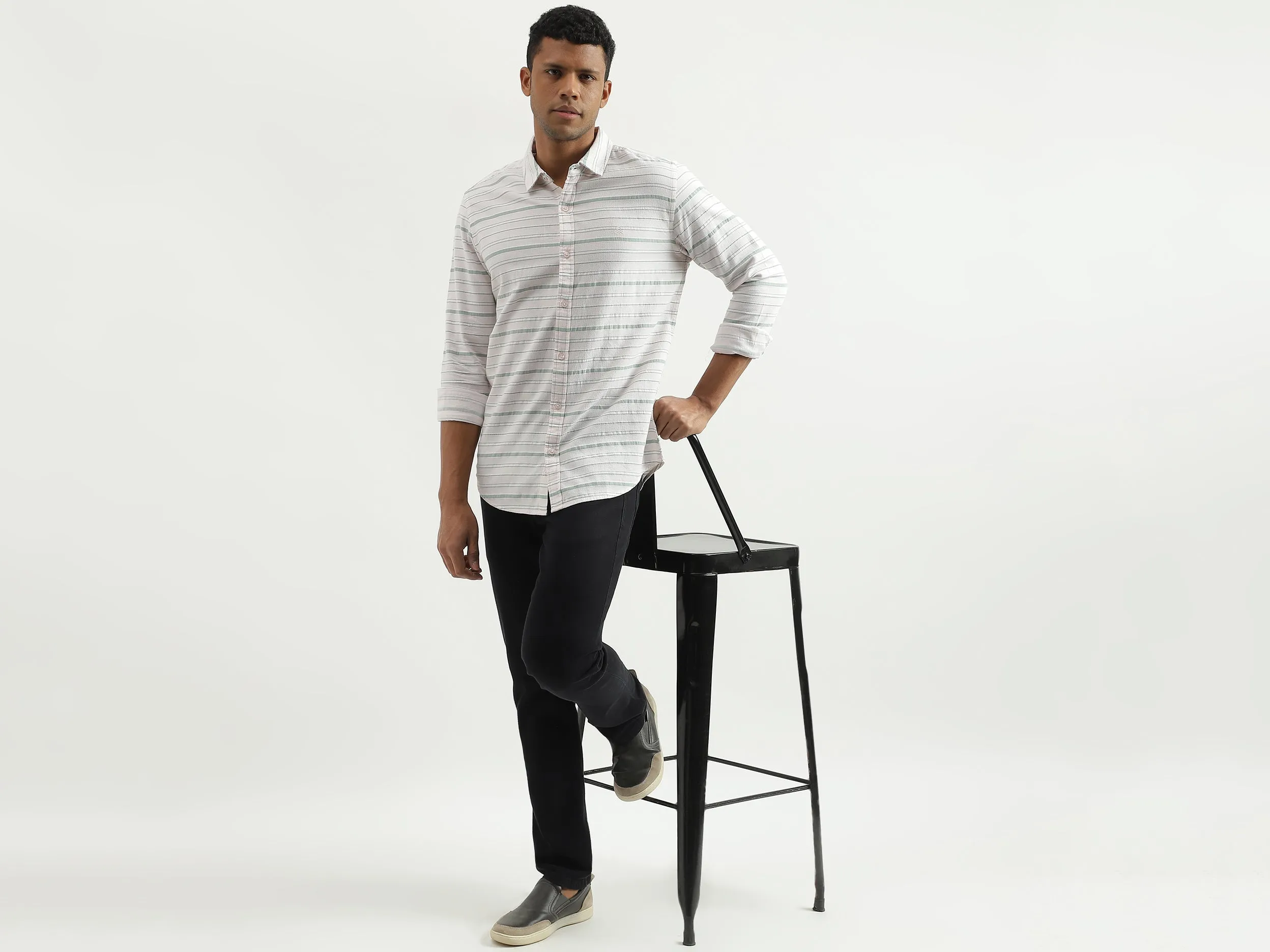 Slim Fit Spread Collar Striped Shirt