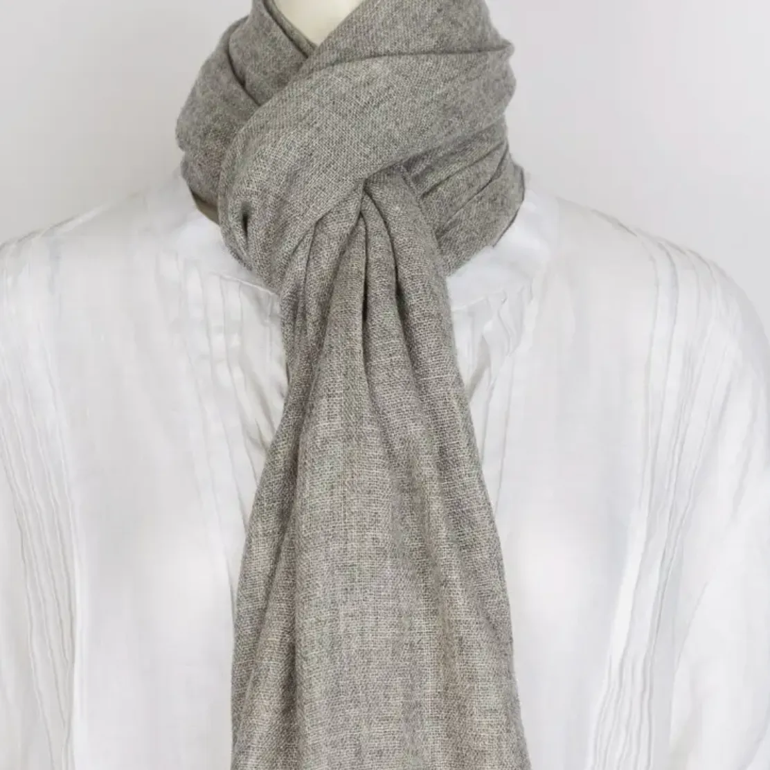 Solid Cashmere Scarves - Unisex