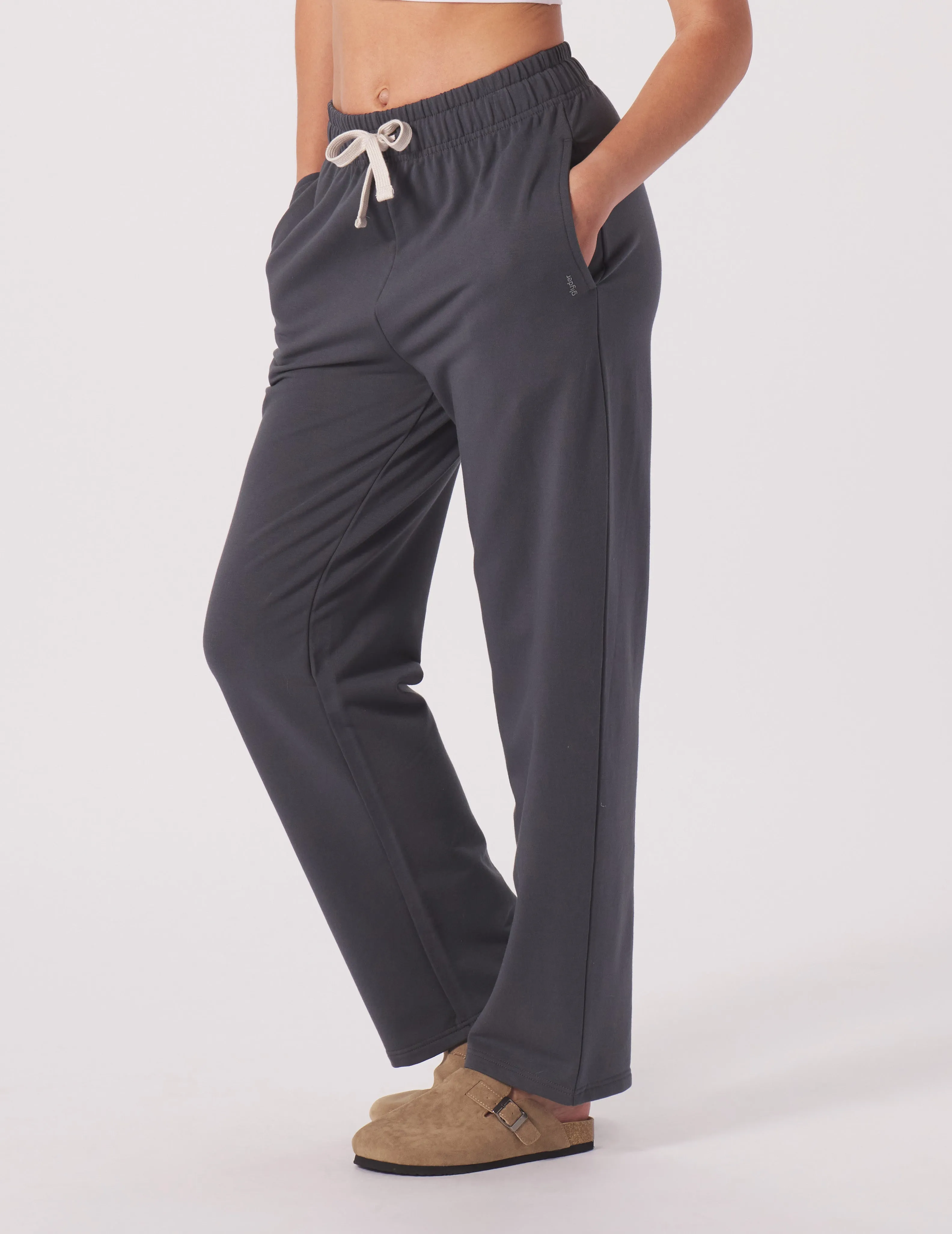 Straight Leg Sweatpant: Carbon