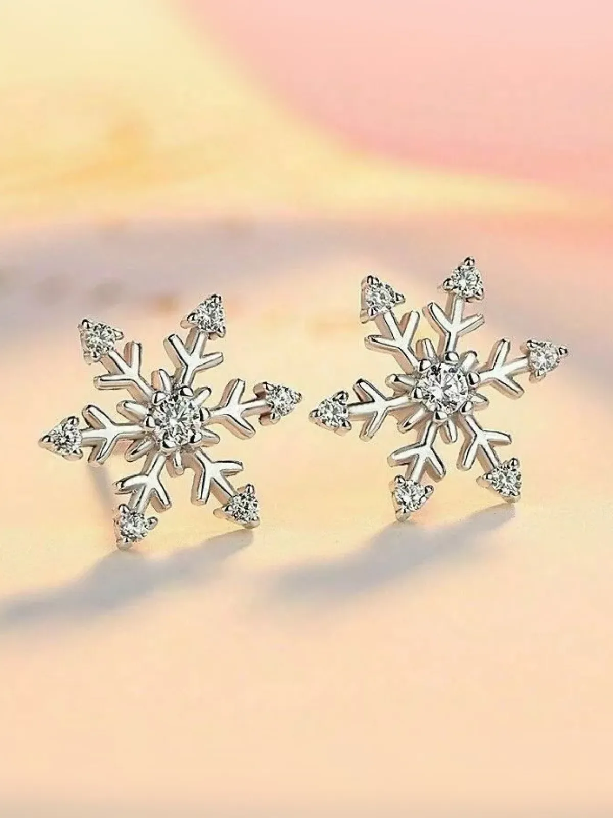 Sweet Snowflake Earrings