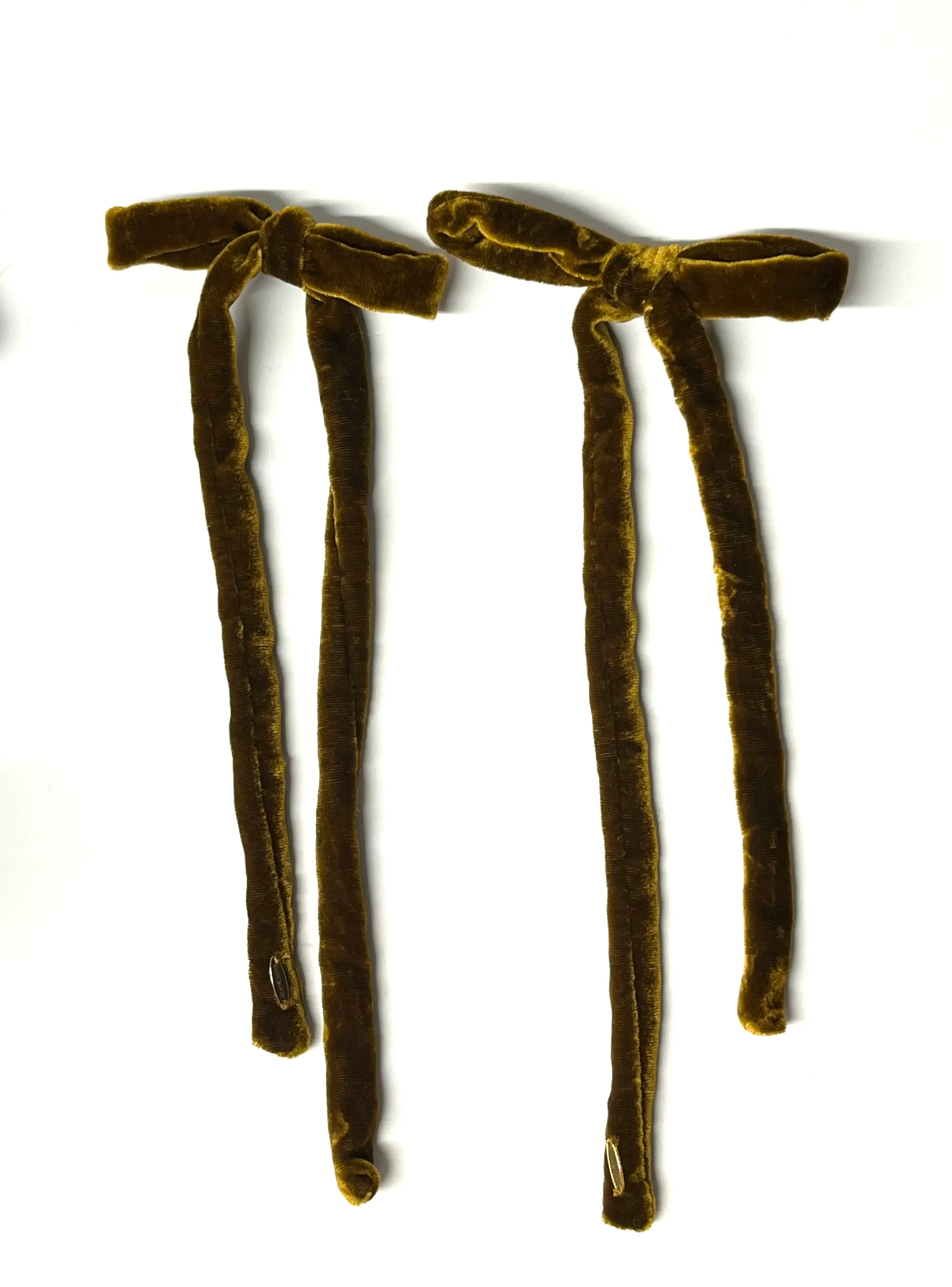 Udon Velvet Bow Clips (Single/Pair)